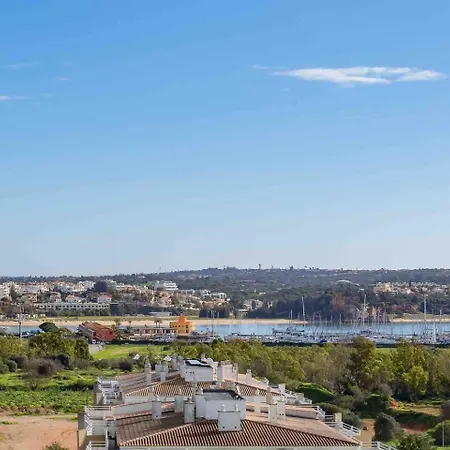 Stylish With View Da Rocha Apartment